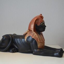 Egyptiläinen Sfinski patsas uljaana