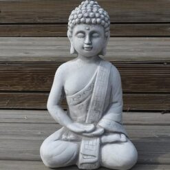 Meditoiva Amitabha Buddhapatsas, betonipatsas, kuvattu edestä