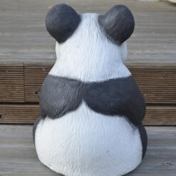 Pandakarhupatsas, kuvattu takaa