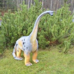 Dinosauruspatsas jolla pitkä kaula kenossa