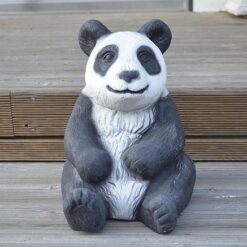 Pandakarhupatsas, kuvattu edestä