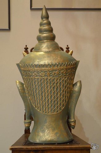 Buddhapatsas, läheltä ja takaa