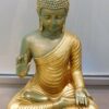 Buddhapatsas, kullattu asu kuvattu edestä