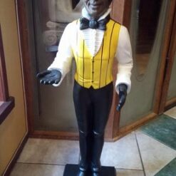 Tarjoilijapatsas, miestarjoilija, keltainen l