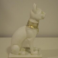 Bastet kissapatsas, valkoinen kissa