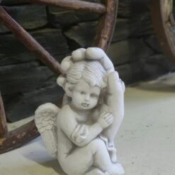 Enkelipatsas, lapsi kämmenellä