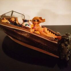 Vene The Blayboy Forchino, kuvattu sivulta