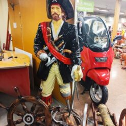 Kapteeni koukku, tuotekuva